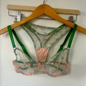 Dora Larsen Lumi floral embroidered tulle soft-cup bra and thong set - 34B